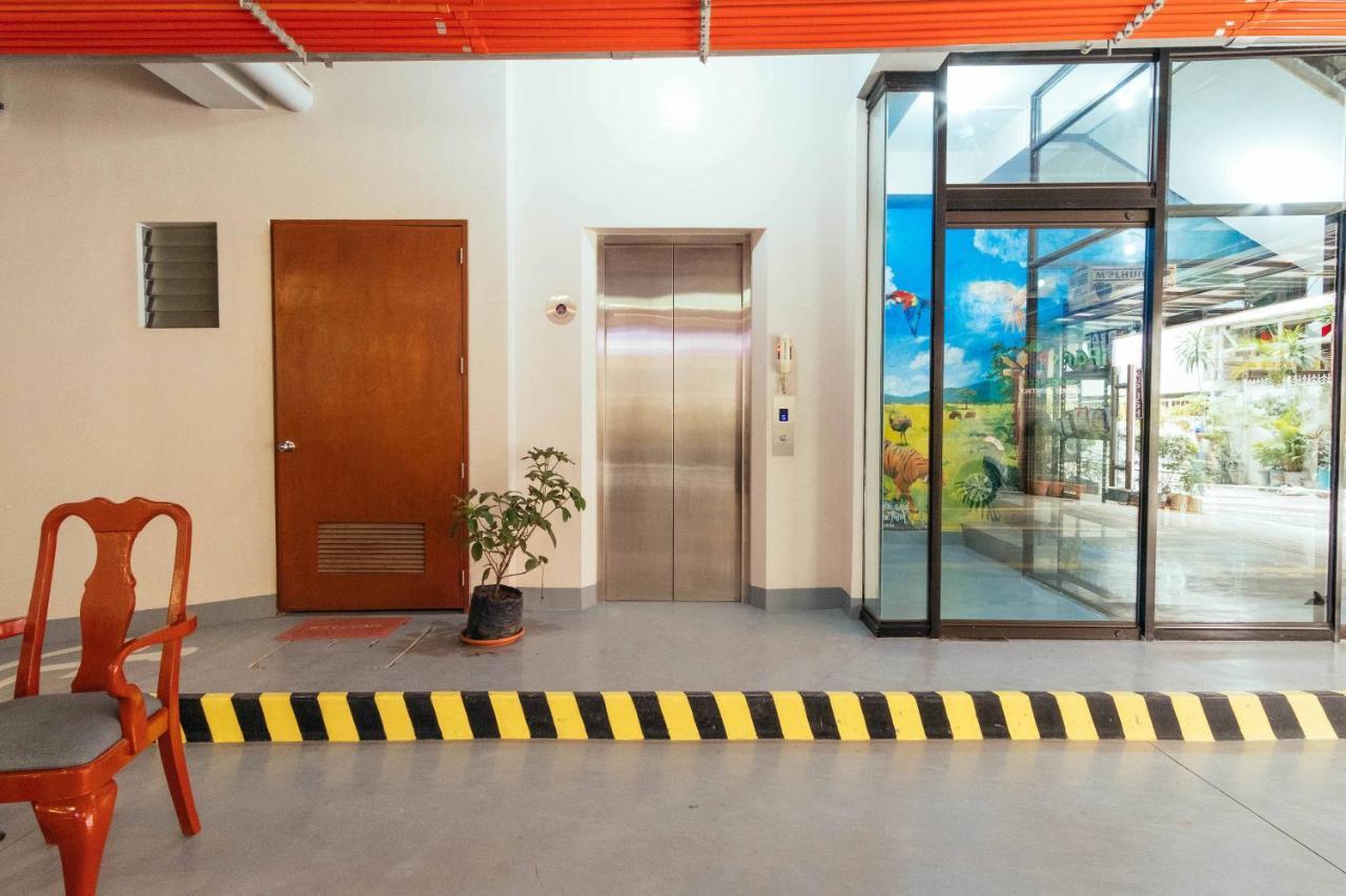 Reddoorz Plus @ It Park 세부 외부 사진