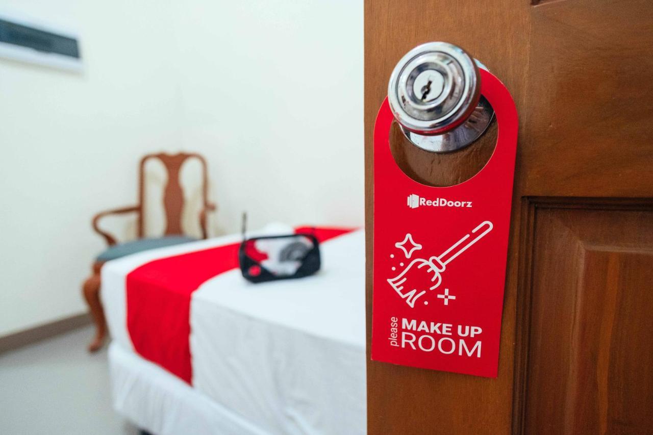 Reddoorz Plus @ It Park 세부 외부 사진