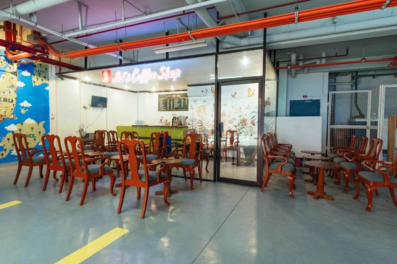 Reddoorz Plus @ It Park 세부 외부 사진